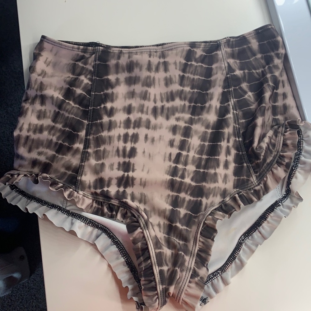 Kortni Jeane swim bottom